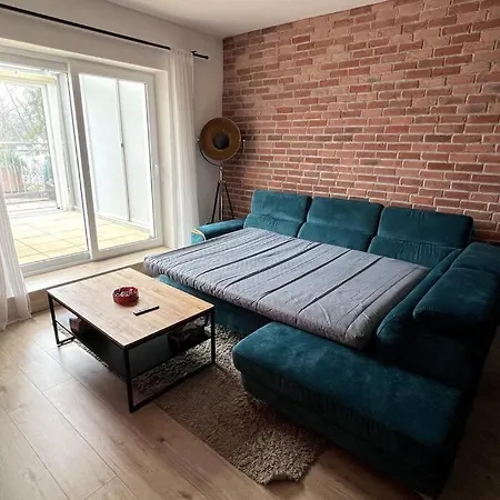 Apartment Lake Apartment, 2x Free Garage, 10 Mins To Centre Bratislava