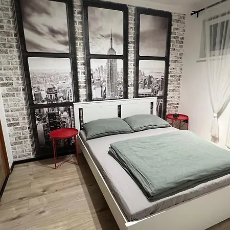 Apartment Lake Apartment, 2x Free Garage, 10 Mins To Centre *